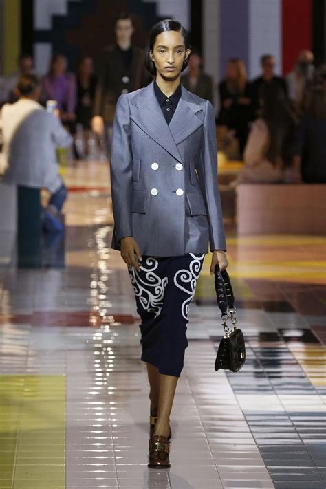 prada collection milan